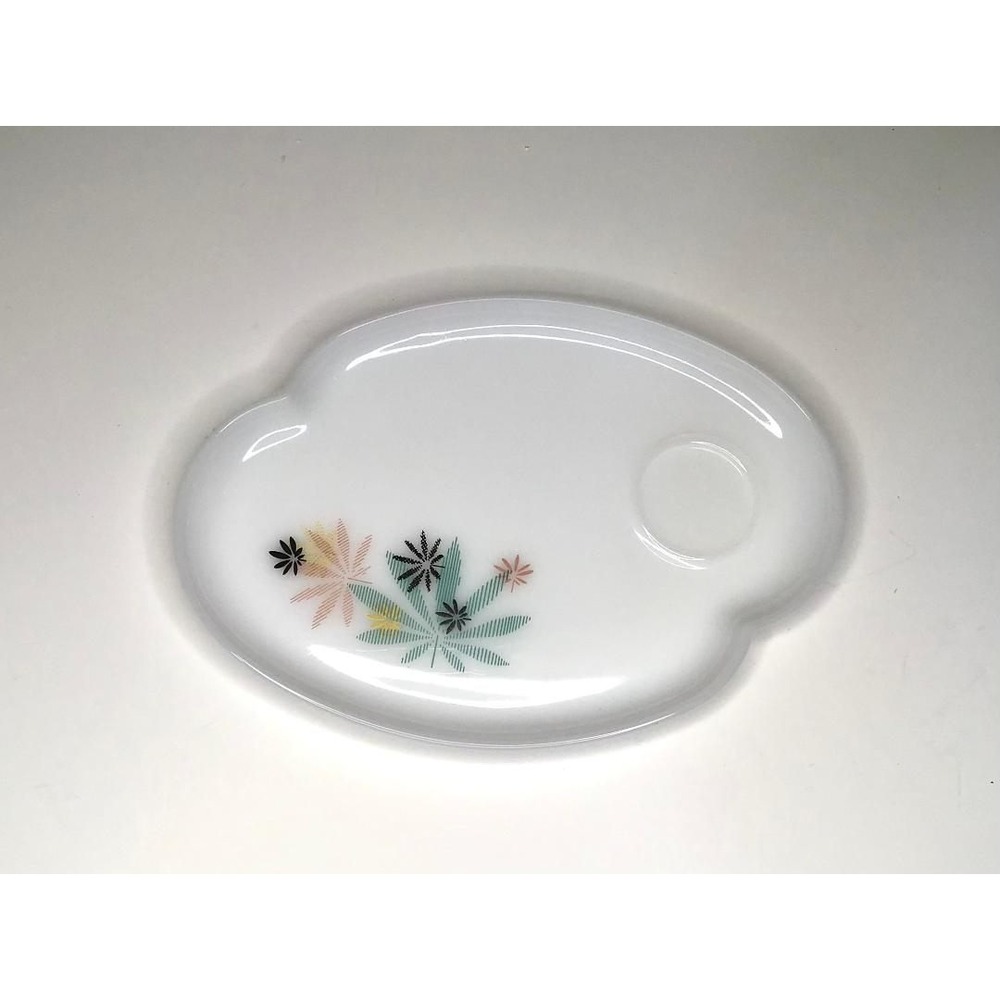 Vintage Federal Glass Atomic Flower Snack Plates White Milk Glass Boho Retro MCM - Picture 4 of 8